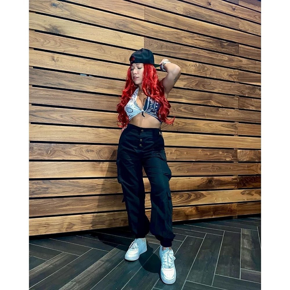 Casual Outdoor Elastic High-Waisted Black Cargo Joggers w/ Pockets & Hip Strap